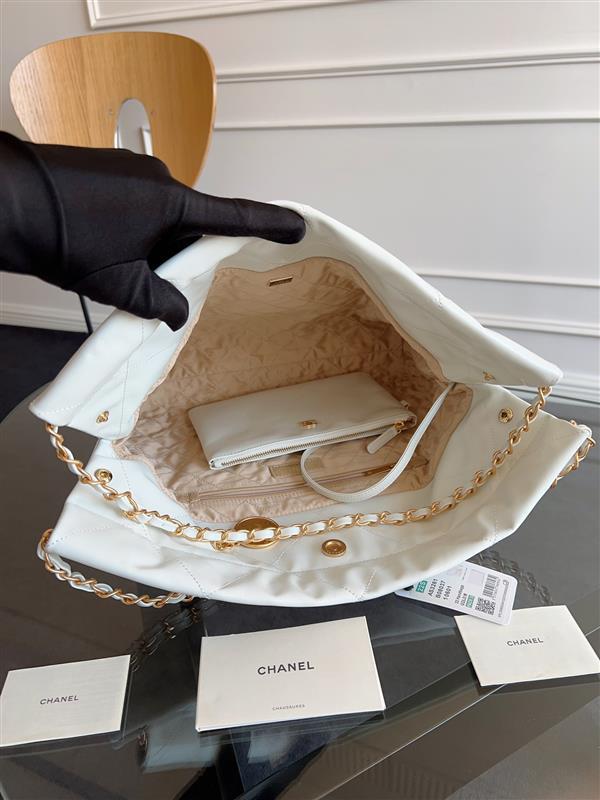 2026127215212835 630